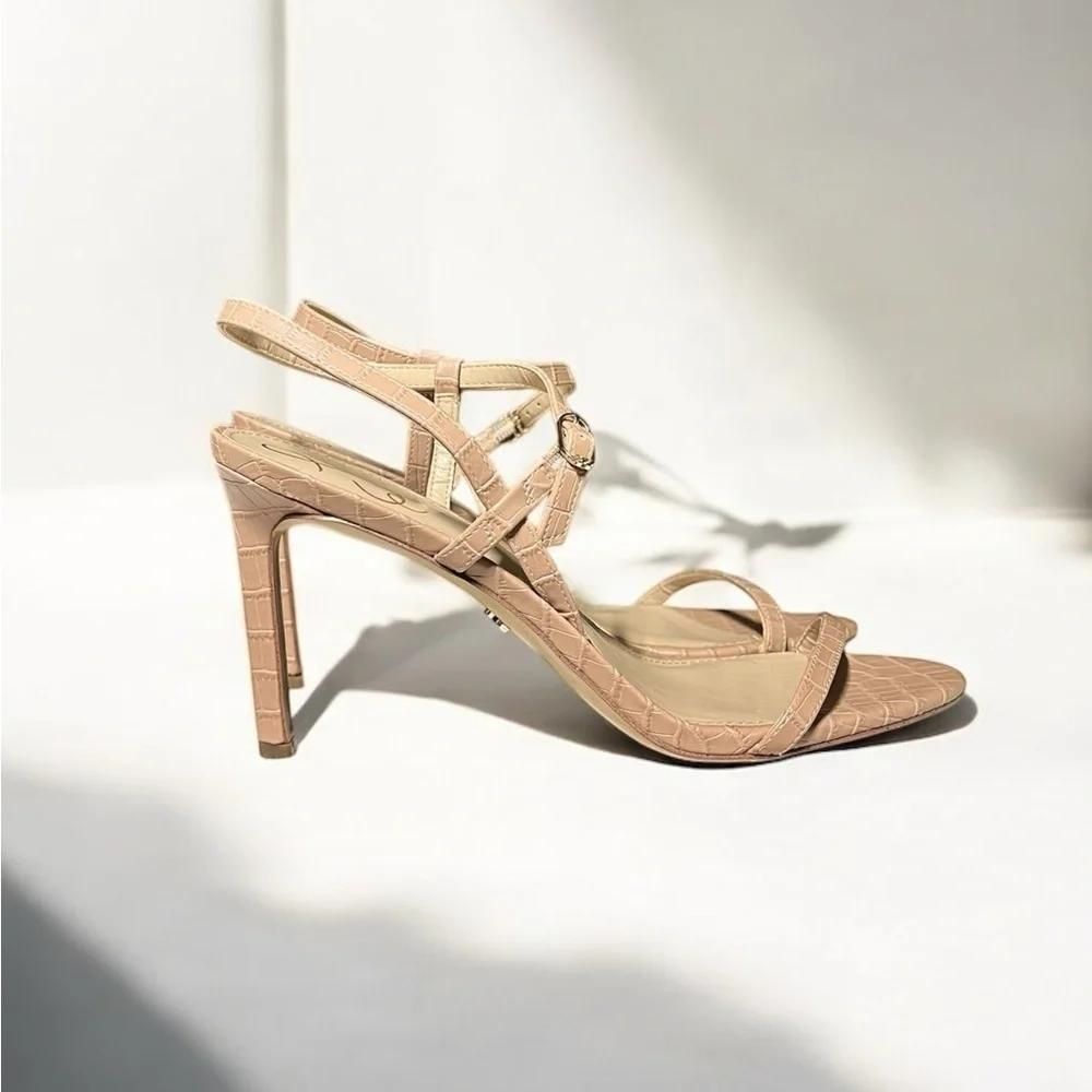 🌻NWOT Sam Edelman Tan 